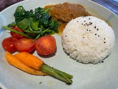 时蔬汉堡饭-AO cafe＆bistro