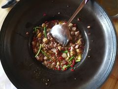 -卡拉农庄 正宗斗鸡肉