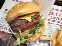 -The Habit Burger Grill 哈比特汉堡(复兴soho店)