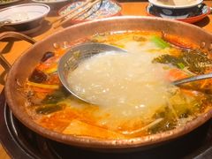 -洱火云南酸菜牛肉火锅(石景山当代商城店)