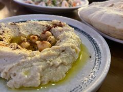 鹰嘴豆泥伴蒜和希腊芝麻酱-FISH&POTATO Cō(地中海美食 万象城店)