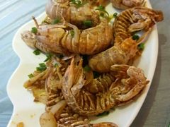 -覃记海鲜美食餐厅