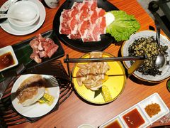 -山之屋炭火烧肉·生啤畅饮(大朗万科中央公园店)