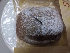 -红宝石·鲜奶小方·海派西点房(控江店)