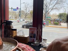 靠窗位-北门涮肉·铜锅涮肉(南锣鼓巷店)