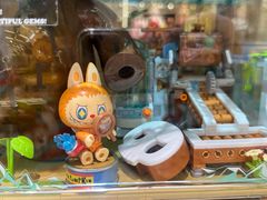 -泡泡玛特POPMART(侨福芳草地店)