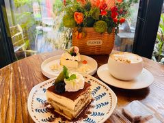 -萤火虫咖啡(砖著店)