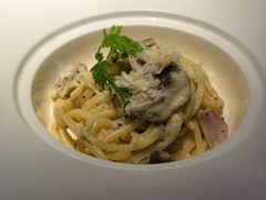 -卡普里披萨·牛扒·下午茶