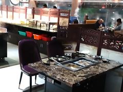 -牛里牛气· 榴莲海鲜鲜牛肉自助火锅·烤肉(横岗店)
