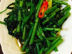 -Dang restaurant (patong phuket)