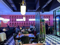 大厅-俭寨大盘鸡·新疆菜·烧烤(博乐店)