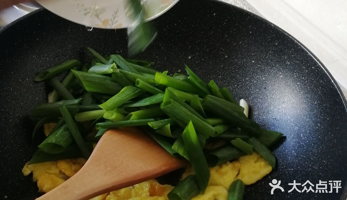 冰箱空荡荡，肚子怎么办～大粮快菜，帮大忙