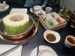 -得意咚瓜·顺德鱼生·冬瓜火锅(深圳首店)