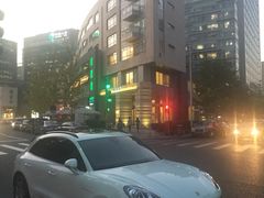 -24小时汽车搭电补胎(五方桥店)
