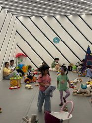 -奈尔宝·儿童乐园·亲子餐厅(华采天地店)