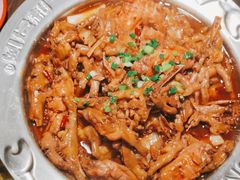 鸡翅煲-胖哥俩肉蟹煲(世茂国际广场店)