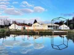 -前小桔亲子创意农场·草莓采摘·露营烧烤