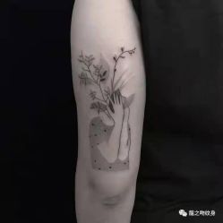 点击看大图 -龙之吻专业刺青·手工耳洞·纹身去色
