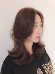 -AYO SALON