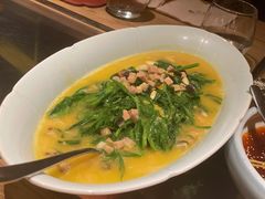 上汤豌豆尖-滋色臻选川菜(北京坊旗舰店)