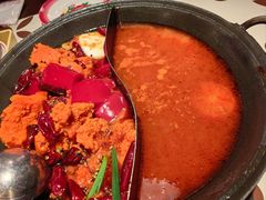 番茄和牛牛油鸳鸯锅-江北北火锅馆·公路夜市(魏公村店)