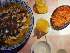 -桂二老坛酸菜鱼(三街两巷店)