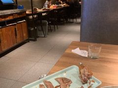 大堂-青年公社烤鸭(滨湖银泰店)
