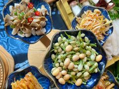 五朵金花-慢丽江·云南野生菌土鸡锅(付家庄店)