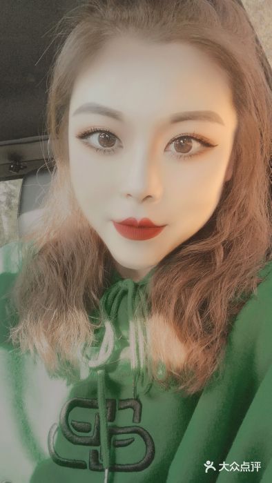 MYYF SALON烫发染发图片