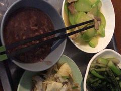 -爱的果实月嫂育婴师(世纪东方店)