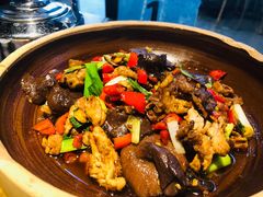 -黄泥岗·地道湖北菜(奥特莱斯店)