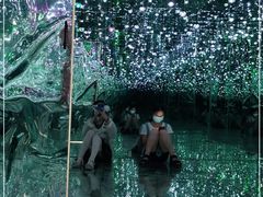 -武汉5D星空错觉艺术馆(中心百货店)