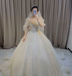 -GRACE KELLY婚纱与礼服(北京店)