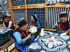 -璞真扎染博物馆