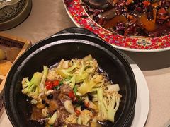 -八府香鸭·啫啫煲(华山路店)