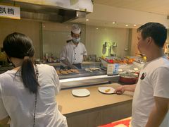 自助取餐区-亿民平安国际大酒店西餐厅(彩田北路店)