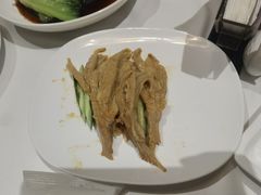 -贝勒爷·酥不腻烤鸭