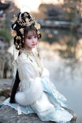 -一揽芳华汉服旗袍体验馆(拙政园店)