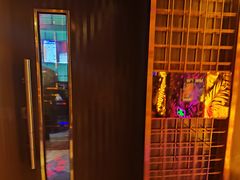 -好乐迪(张扬路八佰伴店)