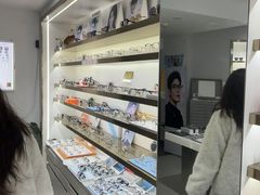 -视野联行眼镜蔡司·依视路官方授权店(顺城店)