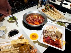 -钟大嘴牛杂串串火锅(龙泉总店)