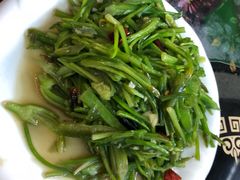 -泸沽肴(泸沽湖大洛水村农村信用社旁店)