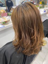 -镁连社·美联社