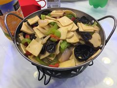 干锅千页豆腐-渔中舟海鲜大排档(普陀沈家门店)