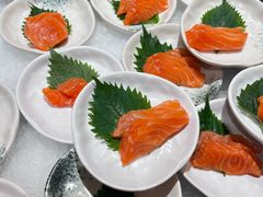 -雍容荟活帝王蟹活龙虾自助(苏宁旗舰店)
