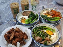 -百老汇美食街