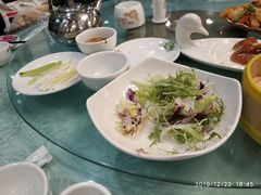 -六和聚传统烤鸭.天津菜(和平店)