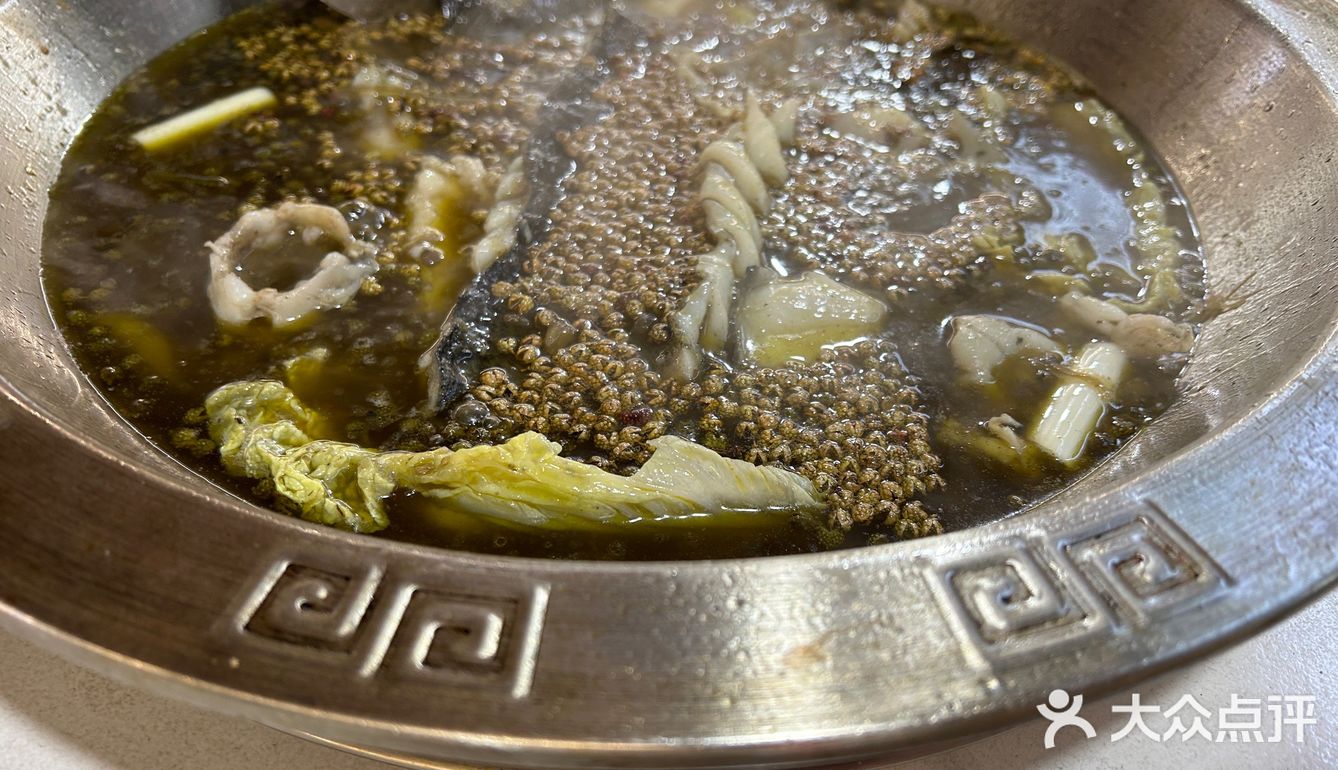 第一次吃这么麻的火锅[调皮]