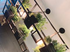-愉肴麻辣香锅(中山路店)