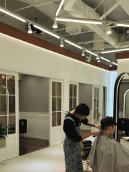 -IUME HAIR SALON